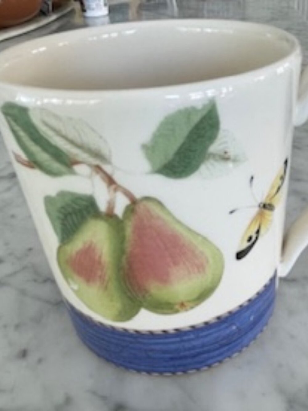 Wedgwood "Sarah's Garden" Poached Pear Recipe, 1997 Queen's Ware Mug.